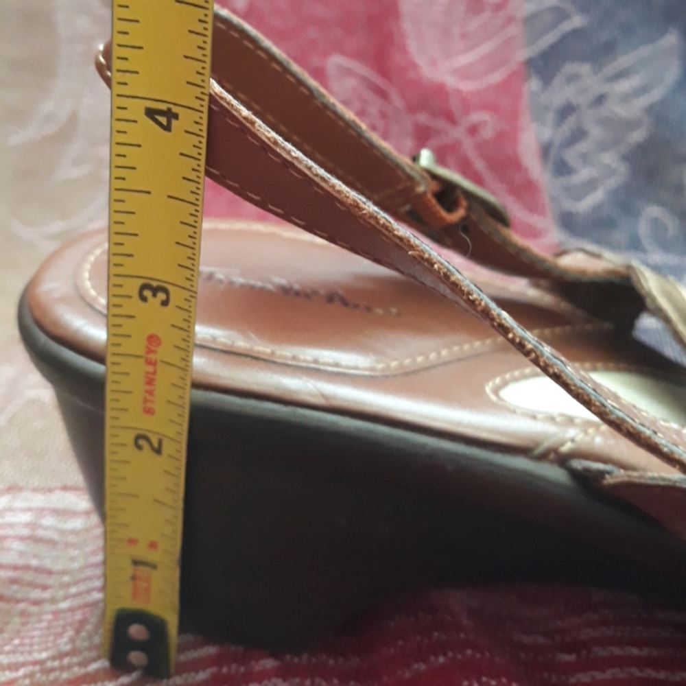 Thom McAnn Braided Metallic Open Toe Wedge Sandals Size 10W - Picture 9 of 10